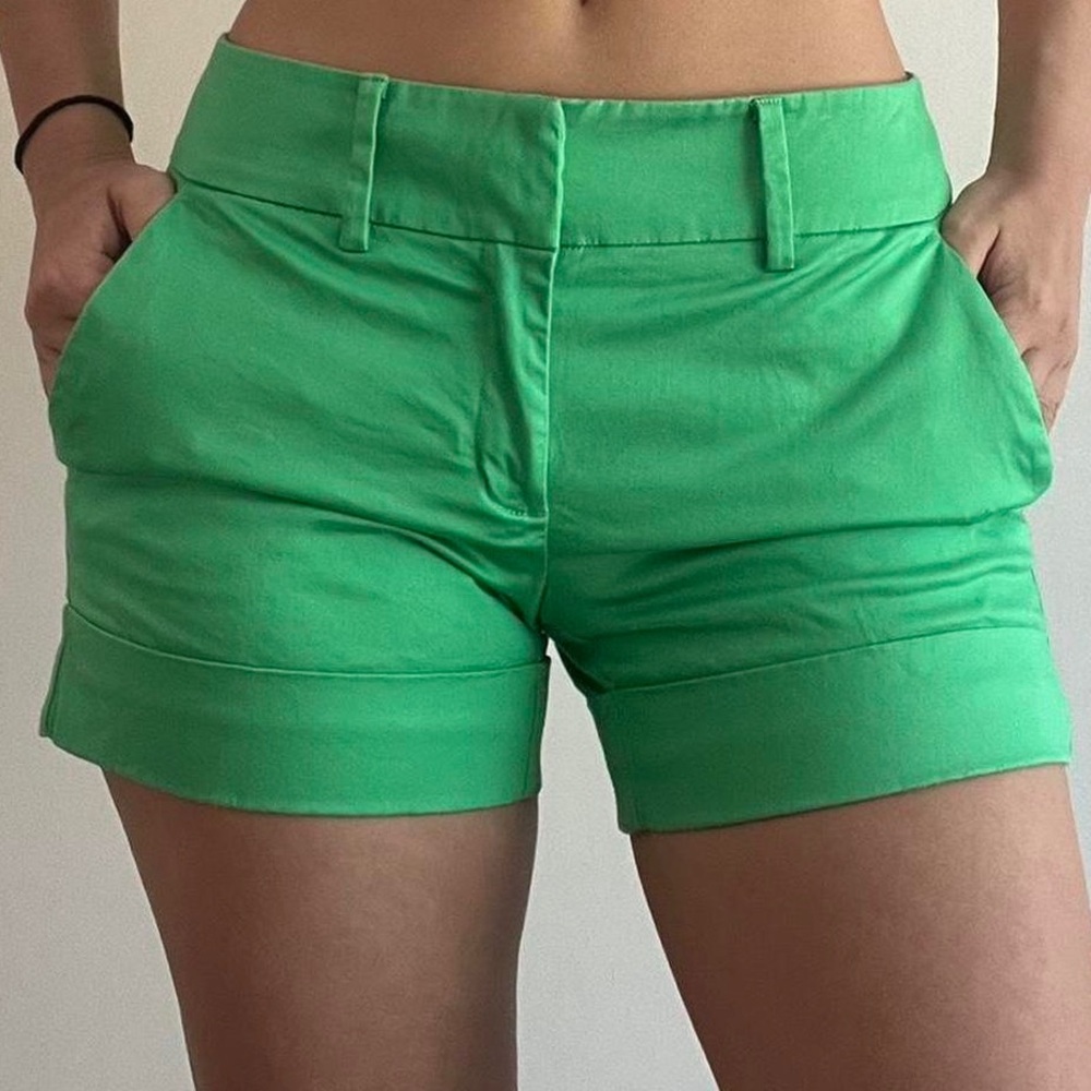 New York & Company Signature Fit Green Shorts